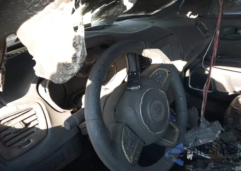 2019 Jeep Compass Latitude 4X4 from USA, damaged, VIN 3C4NJDBB3KT629198